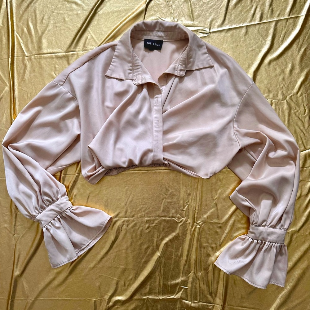 Bell sleeve, button front crop top - tan